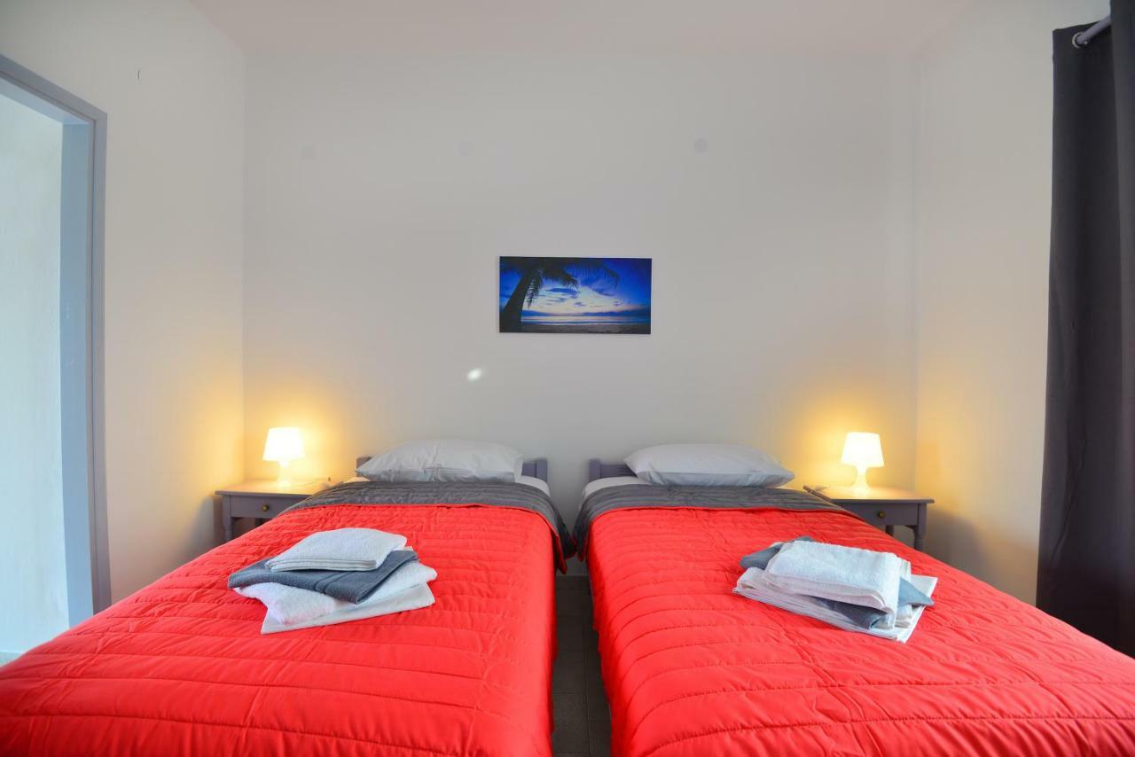 Seagull Rooms Галисас Екстериор снимка
